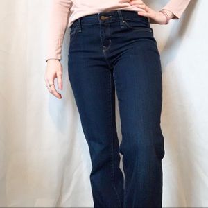 Like new Gap perfect bootcut 28R jeans